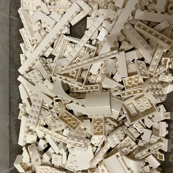 LEGO Small And Medium White Accessories , Spare Parts And Brick Pieces.1lbs - Picture 6 of 10